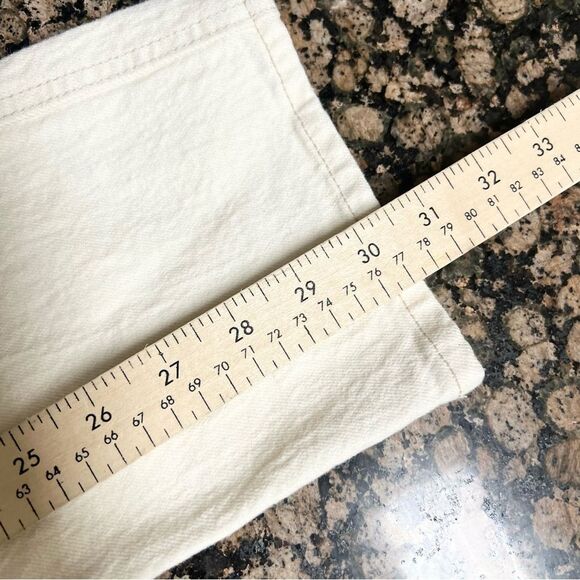 NWT Abercrombie & Fitch The '90s Straight Ultra High Rise Jeans Cream 24/00R - Picture 6 of 6